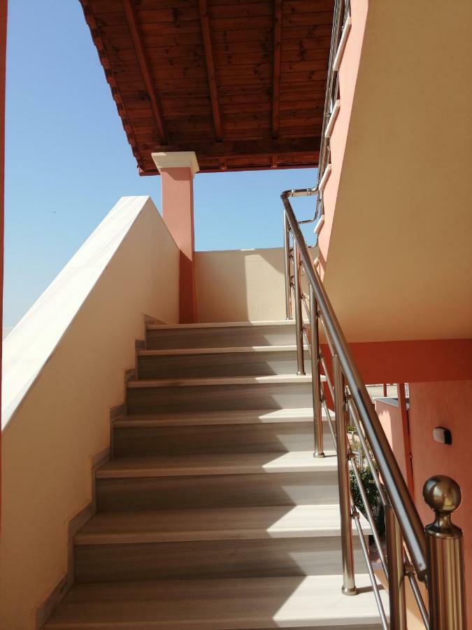 Appartamento Helen'S House Ksamil Esterno foto
