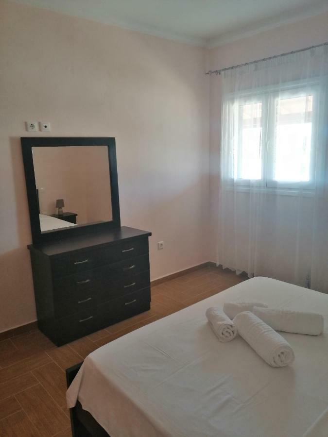 Appartamento Helen'S House Ksamil Esterno foto